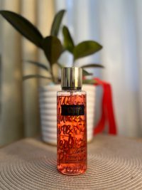 بادی اسپلش Pure Seduction Shimmer ویکتوریا سیکرت(های‌کپی درجه‌یک)